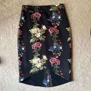 Ted Baker Black Floral Zip Back Pencil Skirt | NWOT | Fits US 4